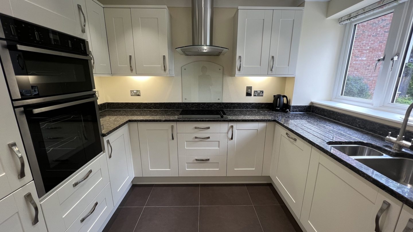 Wood Norton, 4 The Avenue, Independent Living Apartment Richmond Villages